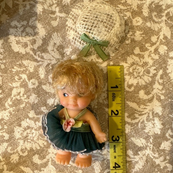 Vintage 1966 Mini Doll ‘Pee Wee’ Pocket Size with original box, removable hat - Picture 4 of 16